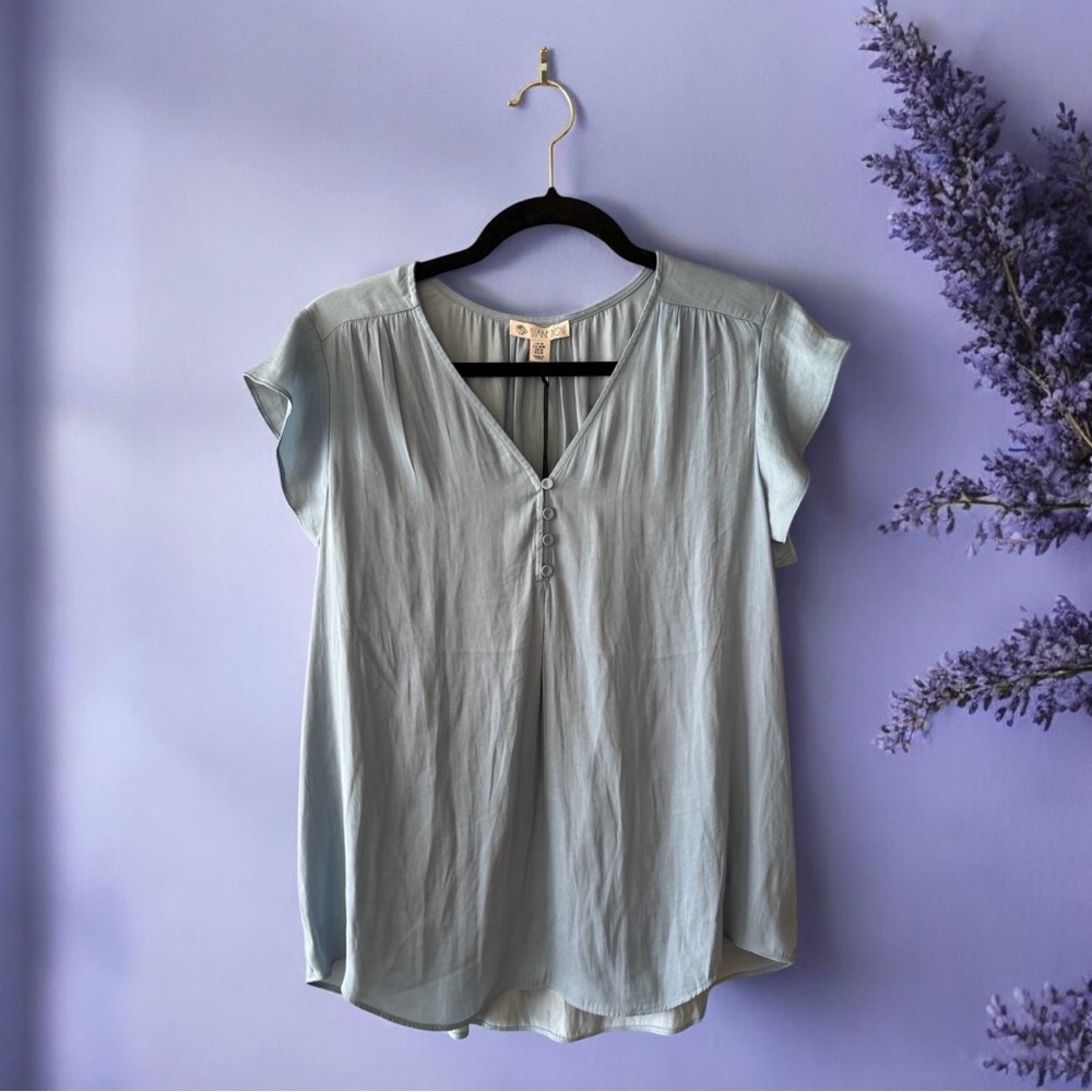 NWT Eliane Rose Light Blue Top